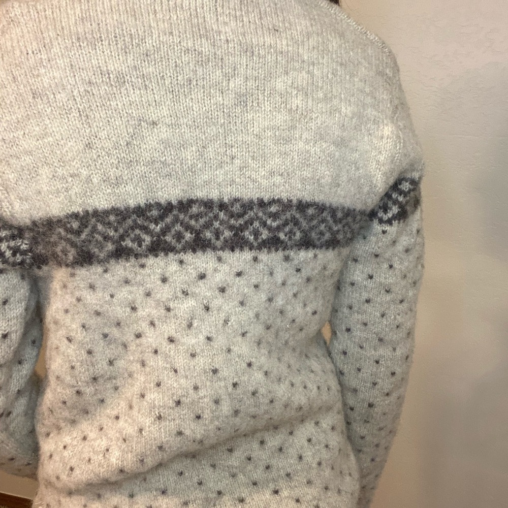 Wool half zip pullover. Size Large - Picture 2 of 5
